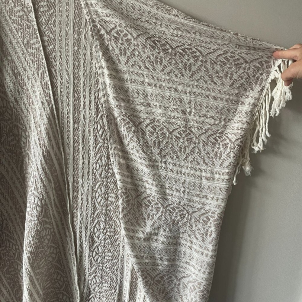 Free People Fringe Open Front Aztec Pattern Mid Length Kimono Gold Small - Picture 5 of 9